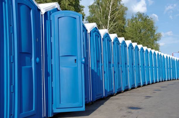 Portable Toilet Options We Offer in Trafalgar, IN